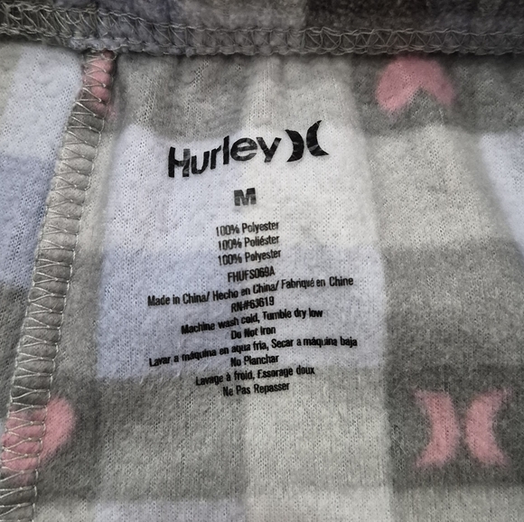 Hurley Plaid Pajama Set - Picture 8 of 13